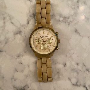 Women’s Michael kors watch